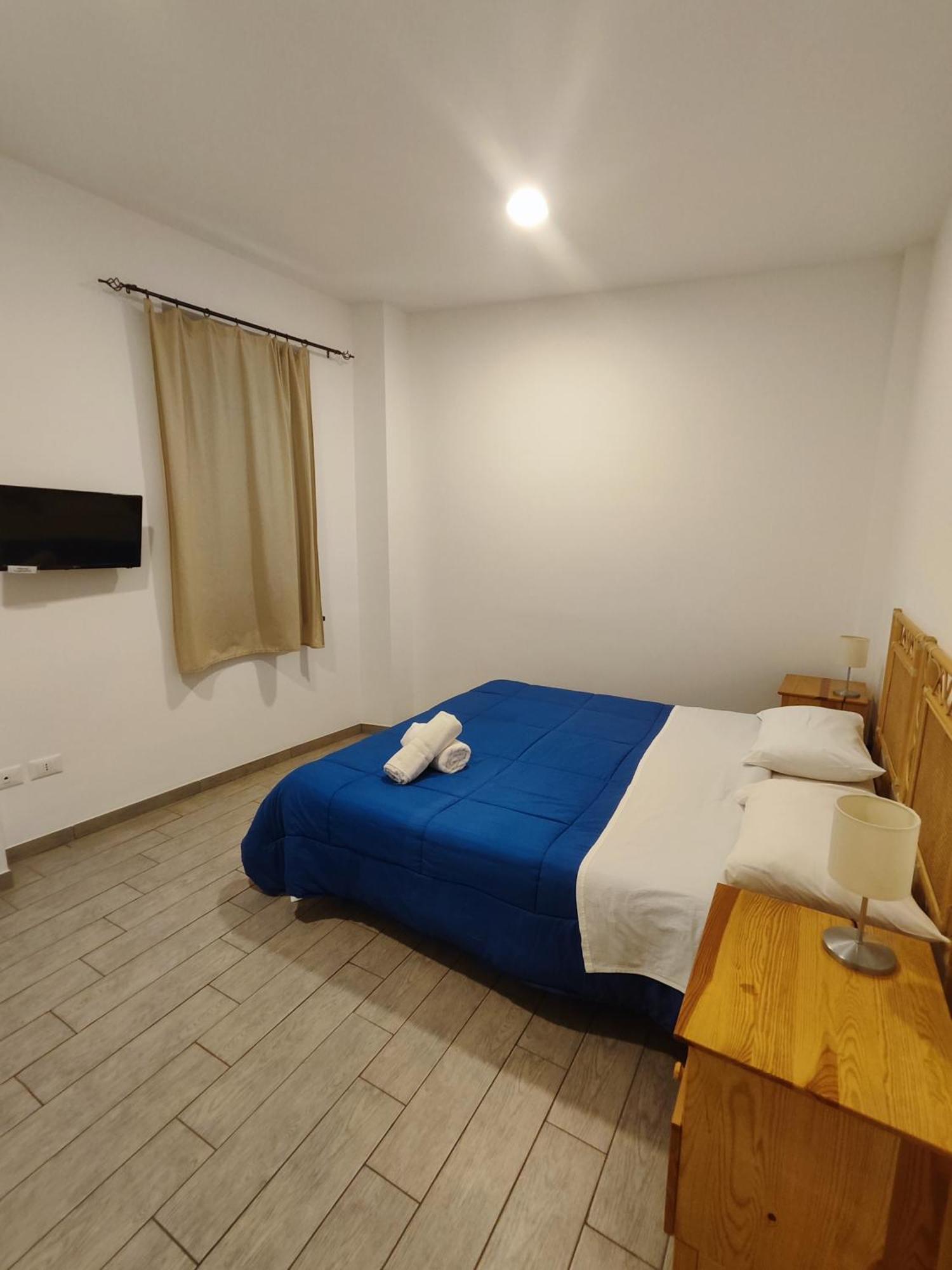 Hotel Faraglione วุลกาโน ภายนอก รูปภาพ