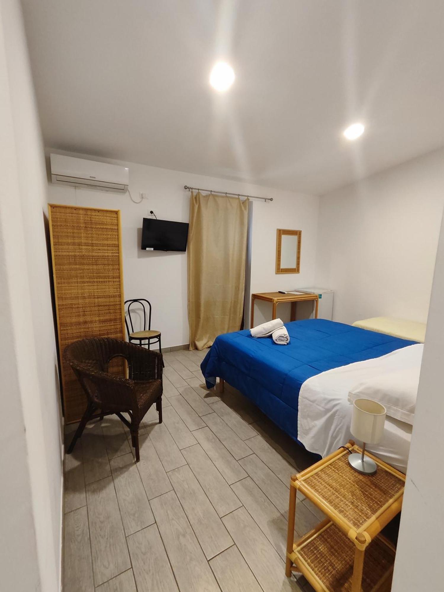 Hotel Faraglione วุลกาโน ภายนอก รูปภาพ