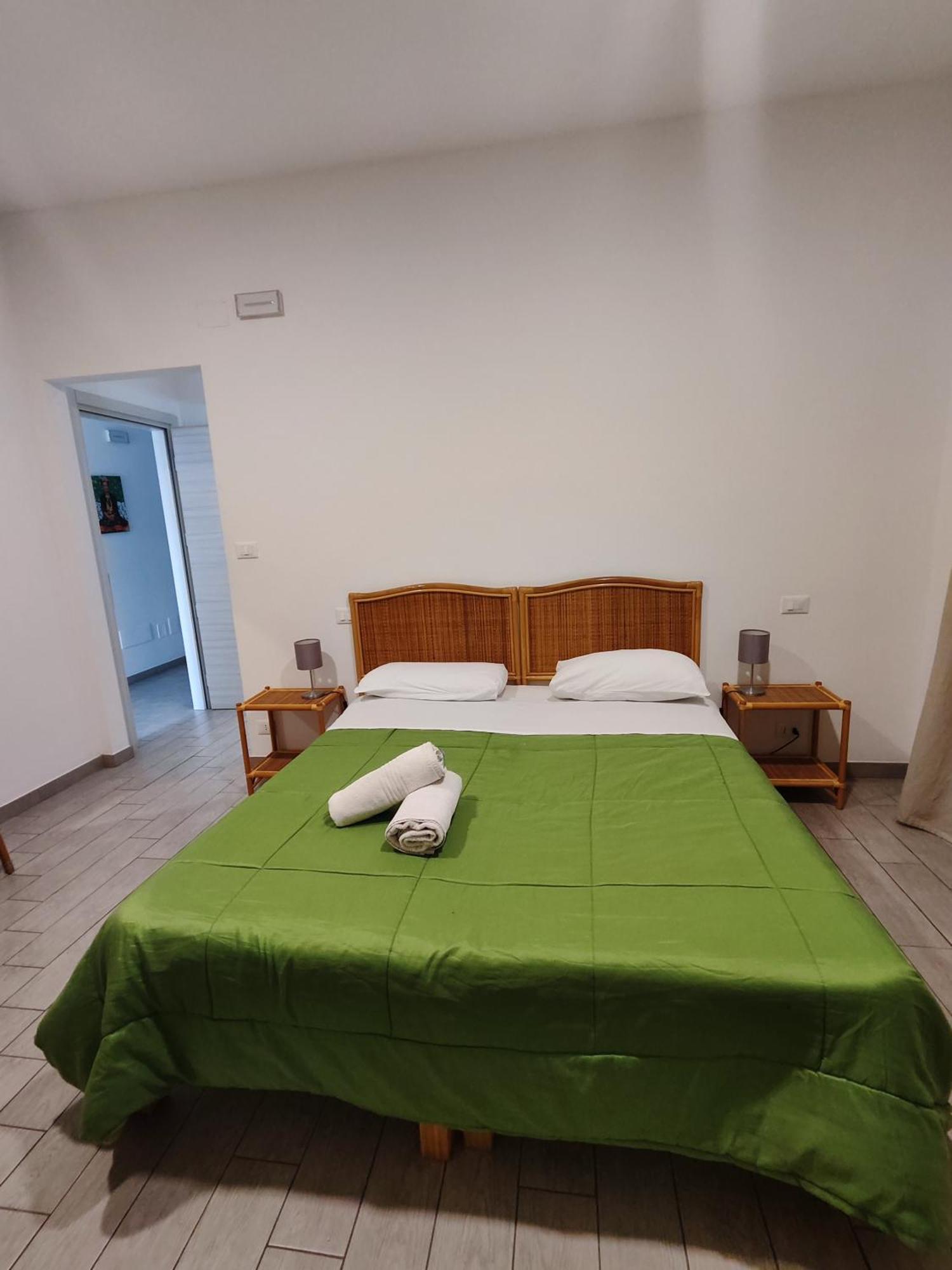 Hotel Faraglione วุลกาโน ภายนอก รูปภาพ