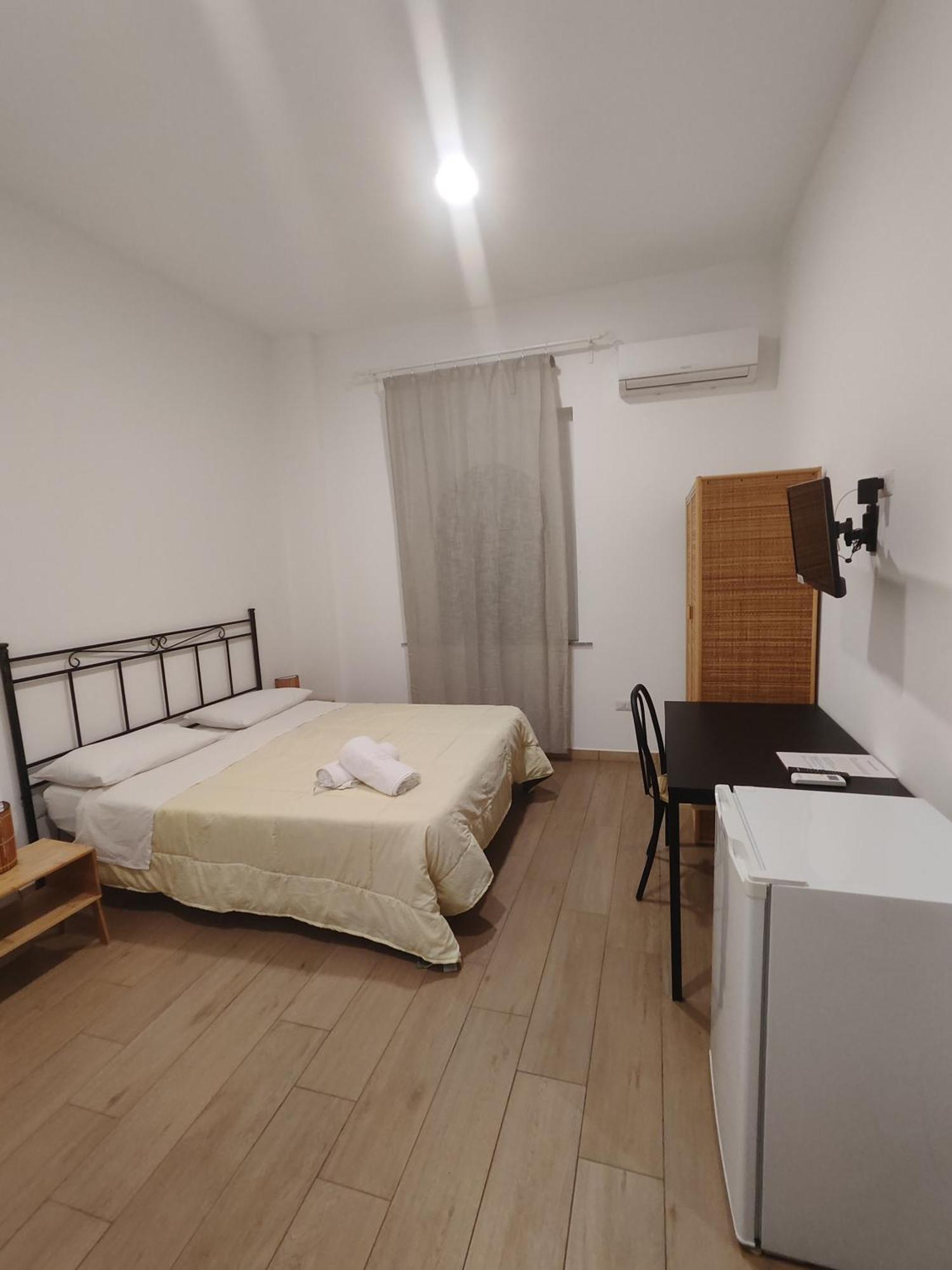 Hotel Faraglione วุลกาโน ภายนอก รูปภาพ